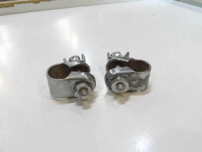 Крепления ветрового стекла