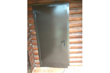 металлическая дверь для частного дома с монтажом