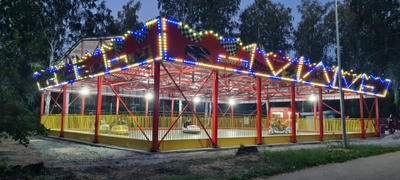 Автодром с питанием от пола 15х19 м.