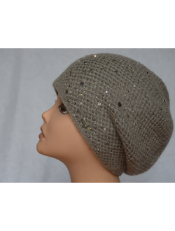 zhenskiy-vyazaniy-beret-s-ukrasheniyami-vizio-6161-orekhoviy