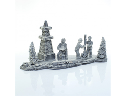 НЕФТЯНИКИ ЗА РАБОТОЙ НА ФОНЕ БУРОВОЙ 1.ОПТ