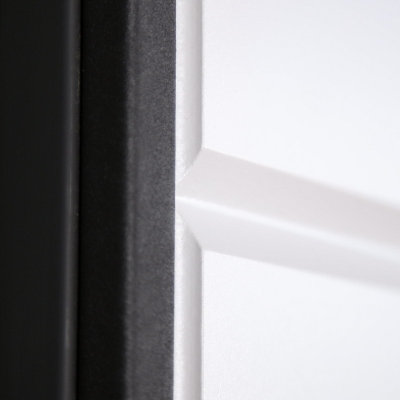 Стальная дверь   Снегирь с окном (терморазрыв 3к). Заказная модель.