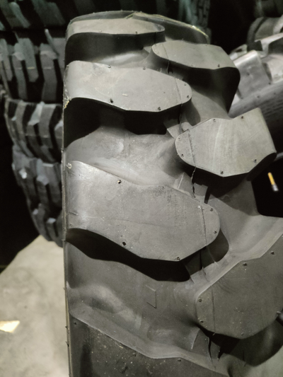 Шинокомплект 10.00-20 EKKA 16PR HT601