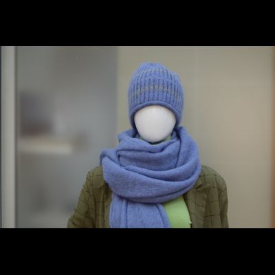 Фиолетовая вязаная женская шапка со стразами Vizio Италия 8007 CY