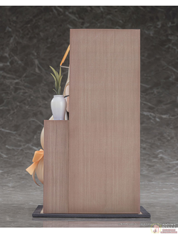 Фигурка 1/7 Куваками Кахо (Kuwakami Kaho Memorial Lobby Ver.)