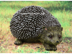 ЁЖИК  изогнувшийся лапки вместе 16*24см  0,8кг  полистоун Россия 1089/012441