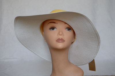 Шляпа Stefania Maiaroli 1638 белая с желтым
