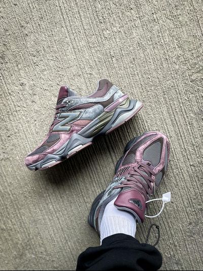 New Balance 9060 Truffle