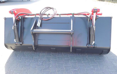 Ковш с захватом для силоса