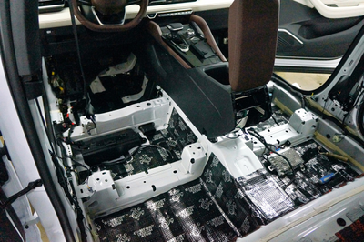 Шумоизоляция Geely Monjaro