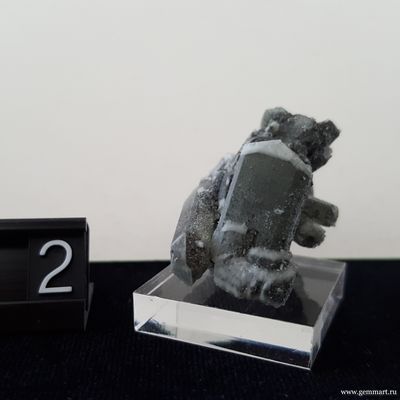 Натролит, сросток кристаллов. Кольский п-ов. Россия. 33*25*24мм