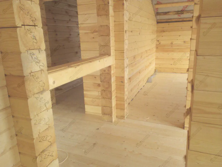 Дом из профилированного бруса камерной сушки сечением 145(h)х195 мм. Республика Башкортостан, г. Уфа. Площадь дома 210 м2.