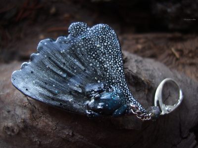 Серьги-крылышки с лягушками "Порхающие в туманном лесу"