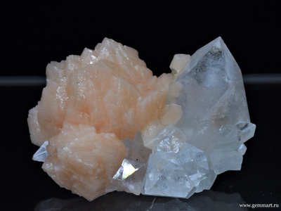 Апофиллит и стильбит (ААА).