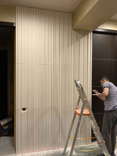 Гипсовая 3D панель "Аккорд" (фото с монтажа 1)