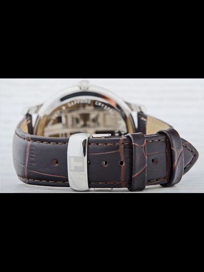 Швейцарские часы Tissot T063.610.16.037.00