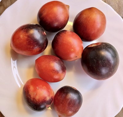 Томат Клубничный водопад