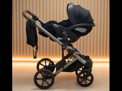 Детская коляска 3 в 1 Luxmom 710 Черный