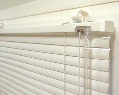 Жалюзи горизонтальные для окон Holis standart  (алюминиевые)