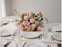 Композиция на стол "Розы"