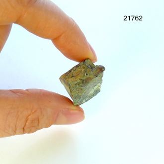 Бирюза натуральная (горбушка) Казахстан арт.21764: 4,8г - 26*18*7мм