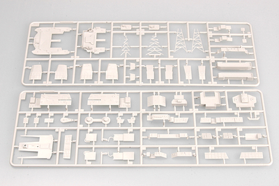 Сборная модель: (Trumpeter 04516) БПК "Адмирал Пантелеев "