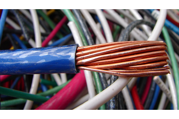 Компания «Вторкабель» осуществляет приём кабеля, скупку кабельного лома по выгодным ценам за кг. Уточнить стоимость закупки кабеля, как лом можно на нашем сайте или по телефону +7 343 202-42-62.