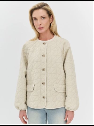 Куртка светло-бежевая