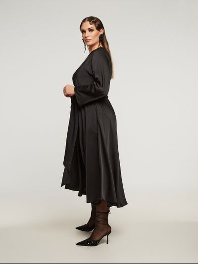 Нарядное платье с поясом