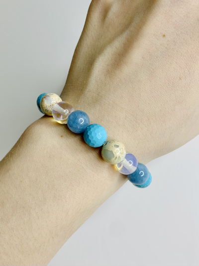 Браслет голубой халцедон/лунный камень. Разные размеры