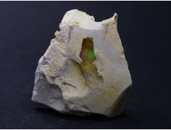 Опал благородный в породе, Эфиопия (23*21*10 мм, 6,3 г) №12922