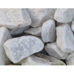 Белая мраморная крошка, фракция 20-40 мм