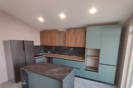 Кухня зеленая