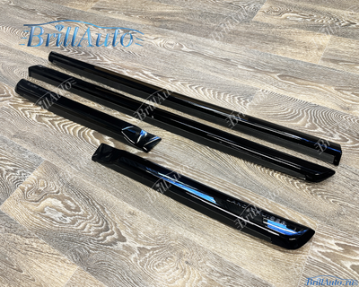 Молдинги Toyota Land Cruiser 200 узкие черные