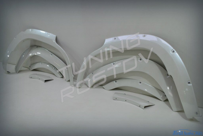 Расширители арок (фендера) Toyota Land Cruiser 200 2016+