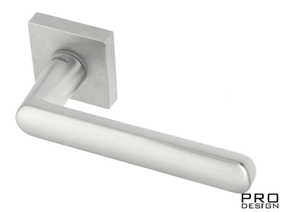 Дверная ручка на квадратном основании Fratelli Cattini "NEVADA" 8-CS матовый хром