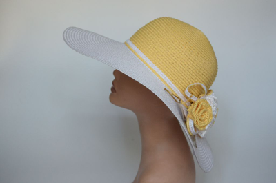 Шляпа Stefania Maiaroli 1638 белая с желтым