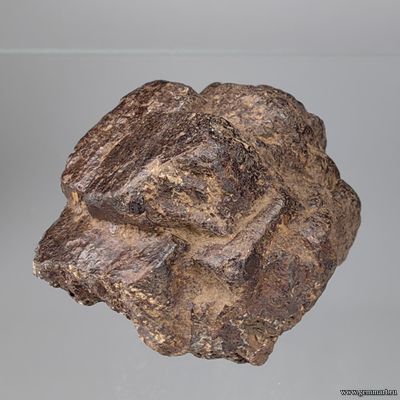 Лимонит по пириту. Южный Урал. Россия.