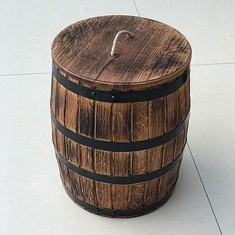 Деревянная бочка с печкой