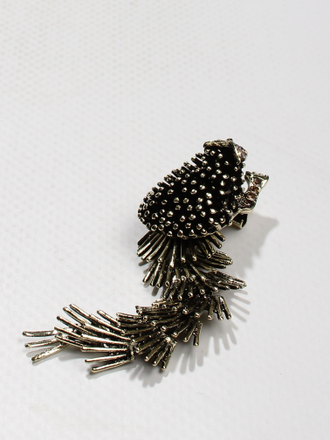 Брошь "Панголин" желтый металл