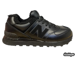 NEW BALANCE 574 С МЕХОМ черные (40-45)