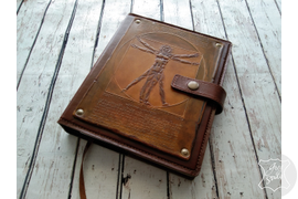 именной кожаный ежедневник в винтажном стиле, ежедневник - органайзер с кольцевым механизмом, на обложке тиснение рисунка Да Винчи