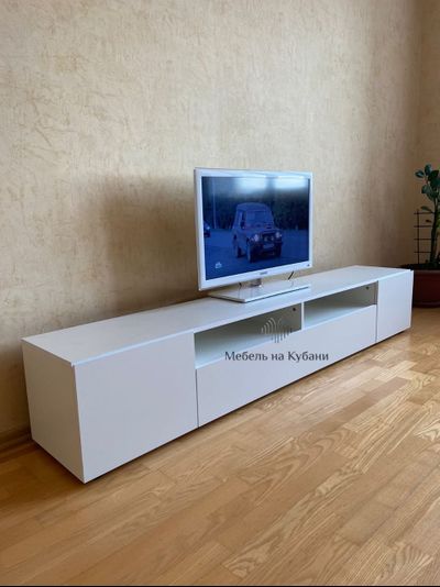 Токио тумба под ТВ