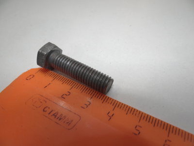 Болт М 8 (для мопедов Рига)