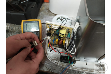 Обмотки двигателя не прозваниваются, в обрыве. Неисправен двигатель. Требуется замена.