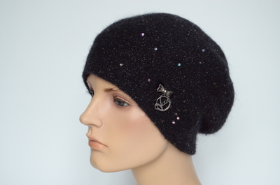 Итальянский женский берет черного цвета Вицио