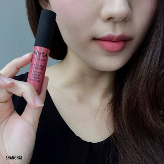 Стойкая жидкая матовая помада NYX Soft Matte Lip Cream 56 Shanghai (Шанхай)