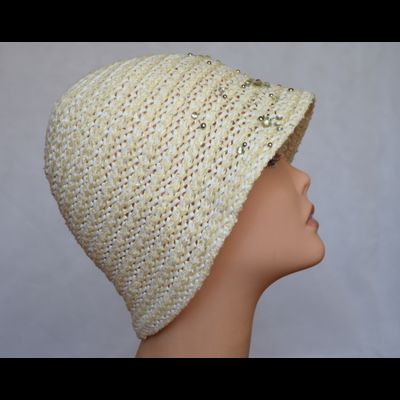 Летняя  шляпа с украшениями Vizio Италия 5421 желтая