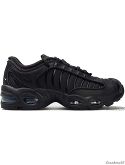 NIKE AIR MAX TAILWIND