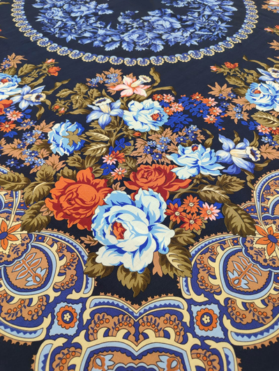 Павловопосадский платок Белые розы 373-14